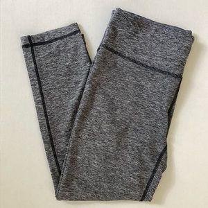 90 Degree by Reflex Cropped Gray Leggings Size Medium